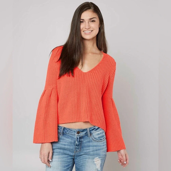 Free People Damsel Bell Sleeve fall knit Sweater in Coral size small NWT - Picture 1 of 9